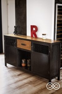 Lire la suite à propos de l’article Buffet Portes Grillagées