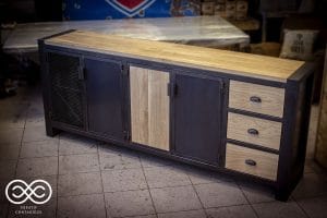 Lire la suite à propos de l’article BUFFET BAR METAL ET BOIS
