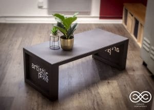 Lire la suite à propos de l’article TABLE BASSE PERSONNALISEE