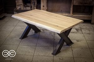 Lire la suite à propos de l’article TABLE BASSE LIVE EDGE