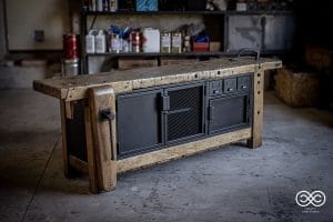 Lire la suite à propos de l’article ETABLI DE CHARPENTIER