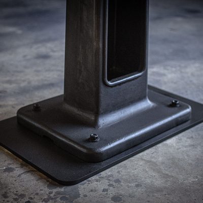 TABLE EN VIEILLE POUTRES - Metal et bois copie