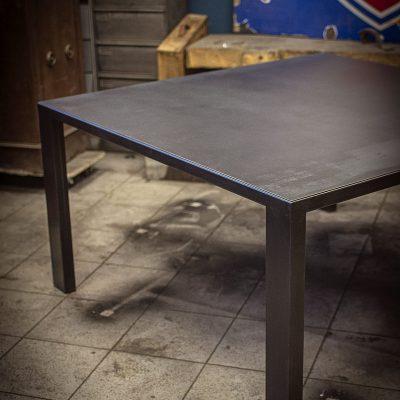 Table tout acier